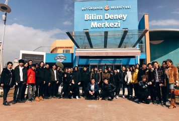 9. ve 10. sınıflarımızın Sazova Park'ı Bilim Deney Merkezi gezisi